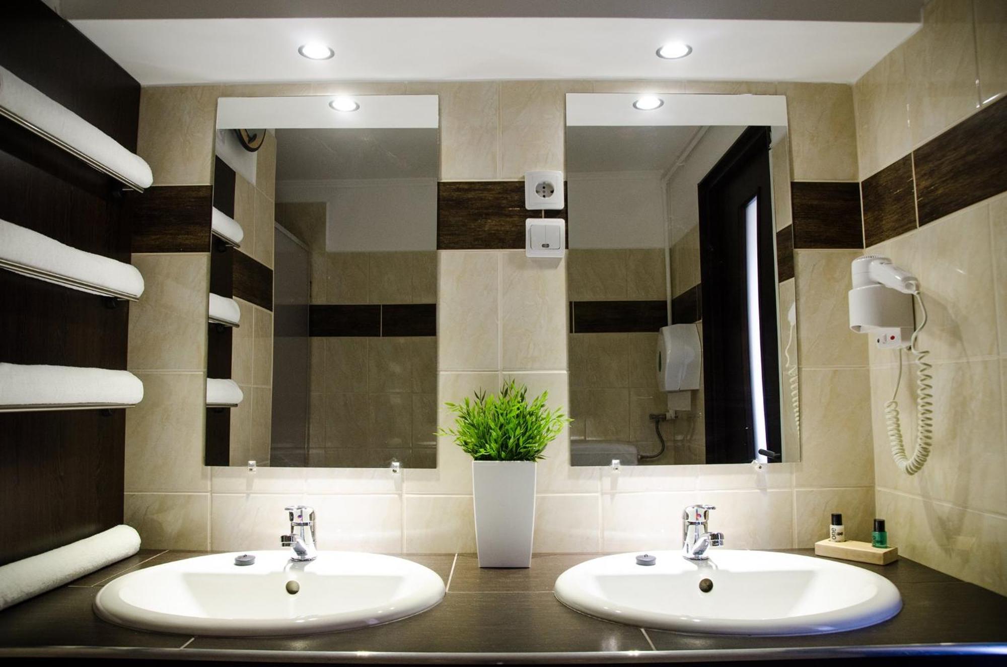 Green Corner Wellness Puspokladany Ngoại thất bức ảnh